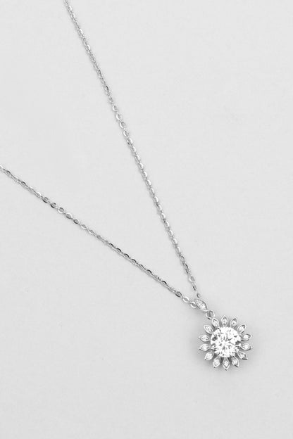 Ay Çiçeği Mozanit 18 Ayar Beyaz Altın Kaplama 44 Cm Gümüş Kolye 5096990199