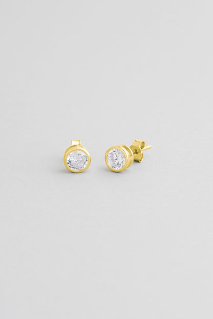 Beyaz Taşlı 18 Ayar Sarı Altın Kaplama Unisex Gümüş Tek Taş Küpe 5134300144