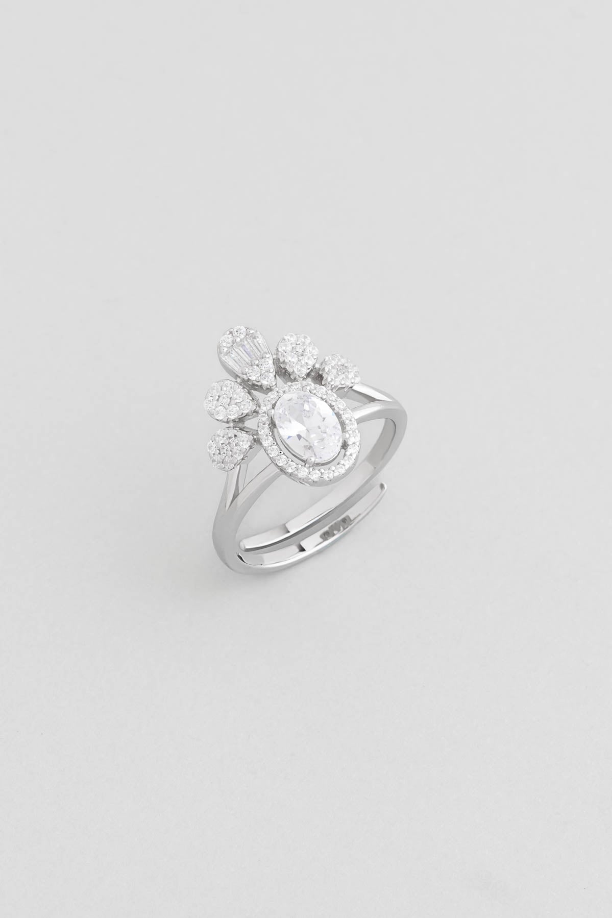 Elmas Şıklığı 18 Ayar Beyaz Altın Kaplama Ayarlanabilir Gümüş Yüzük 5141219954