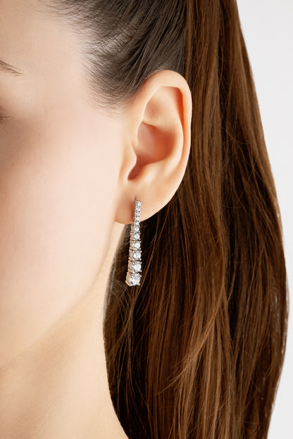 Beyaz Rüya 18 Ayar Beyaz Altın Kaplama Gümüş Su Yolu Küpe 5142310199