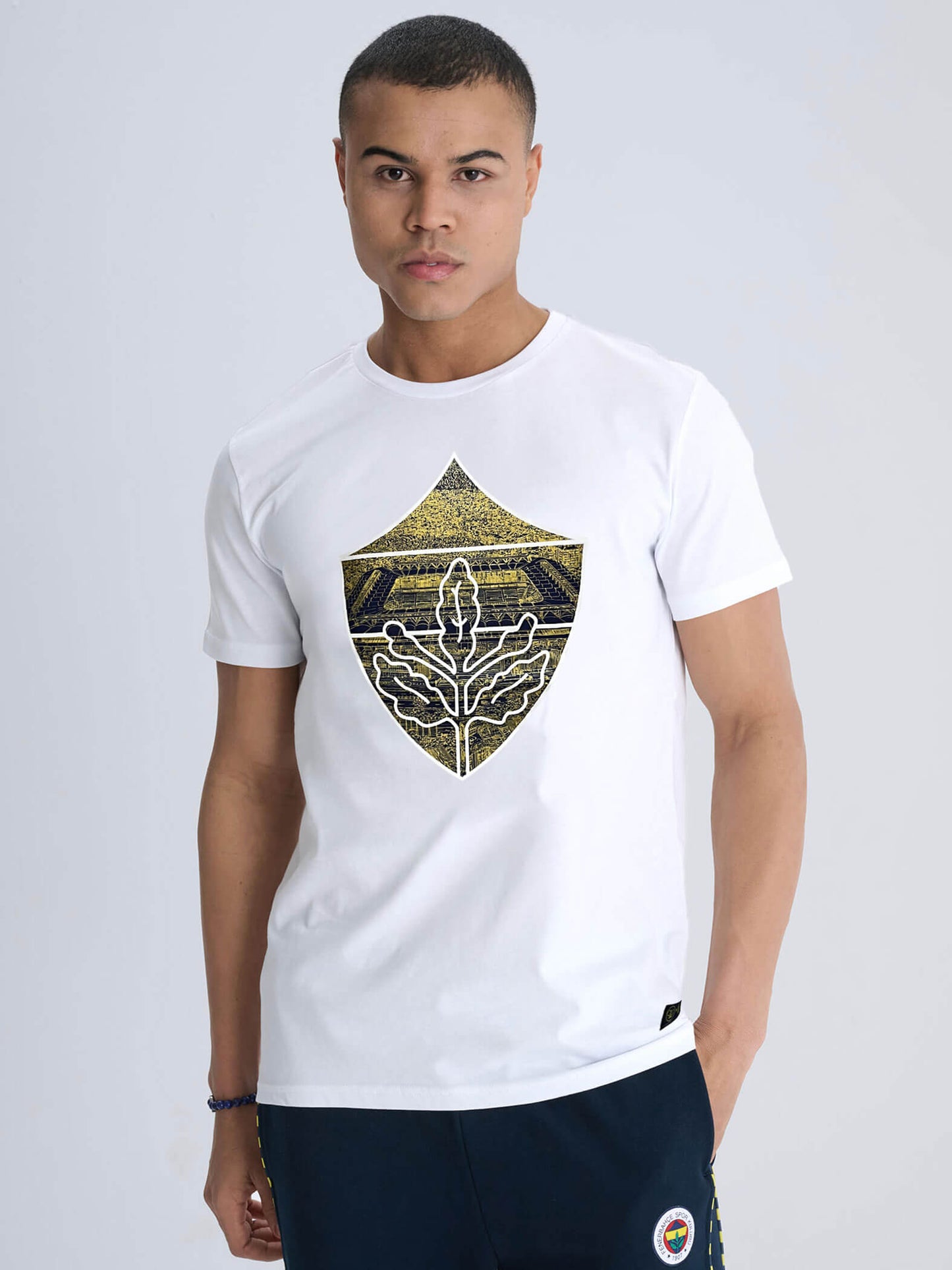 Fenerbahçe Devrim Erbil Palamut Logolu Beyaz Tshirt