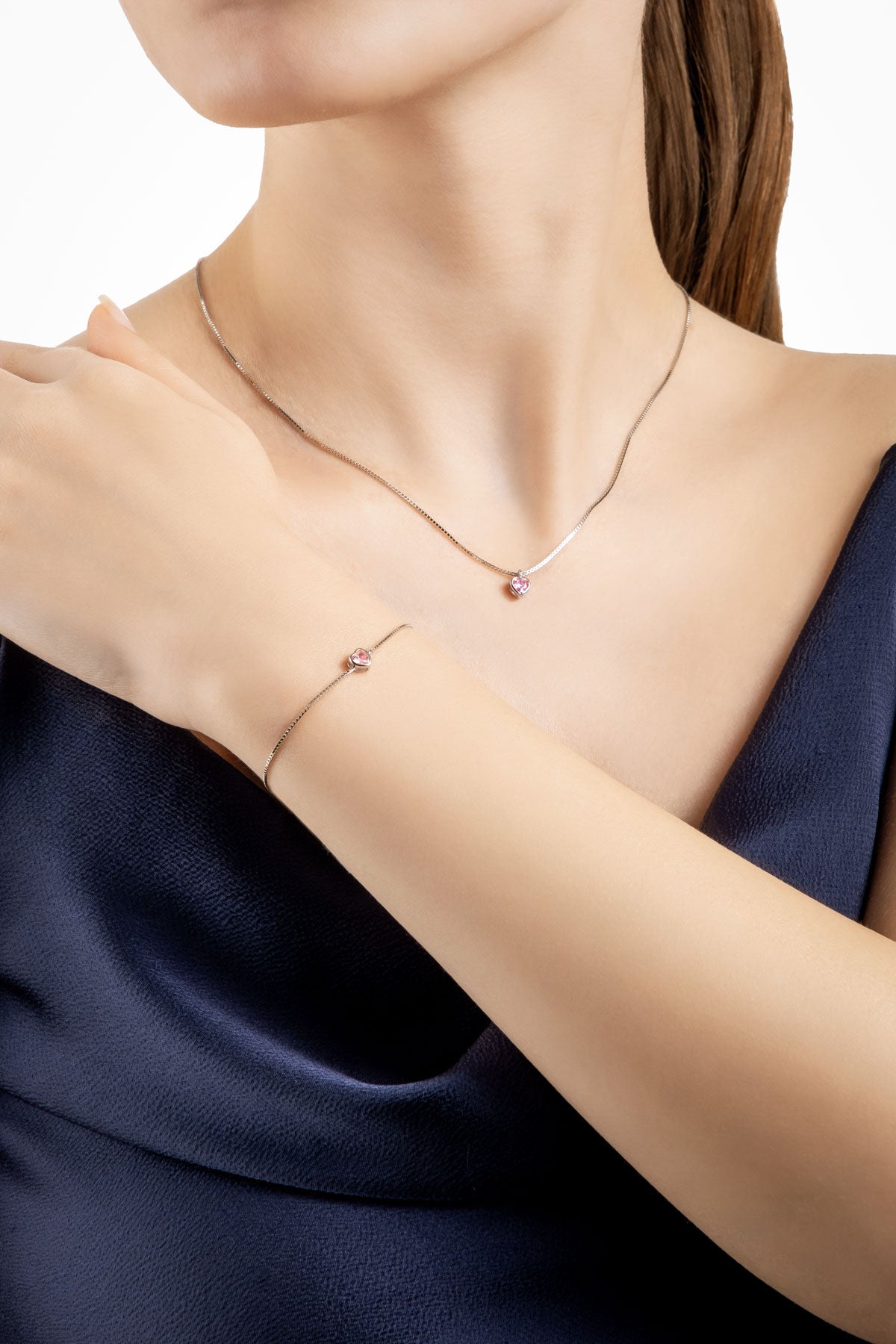 Romantik Aşk 18 Ayar Beyaz Altın Kaplama 43 Cm Gümüş Kalp Kolye 5151810399