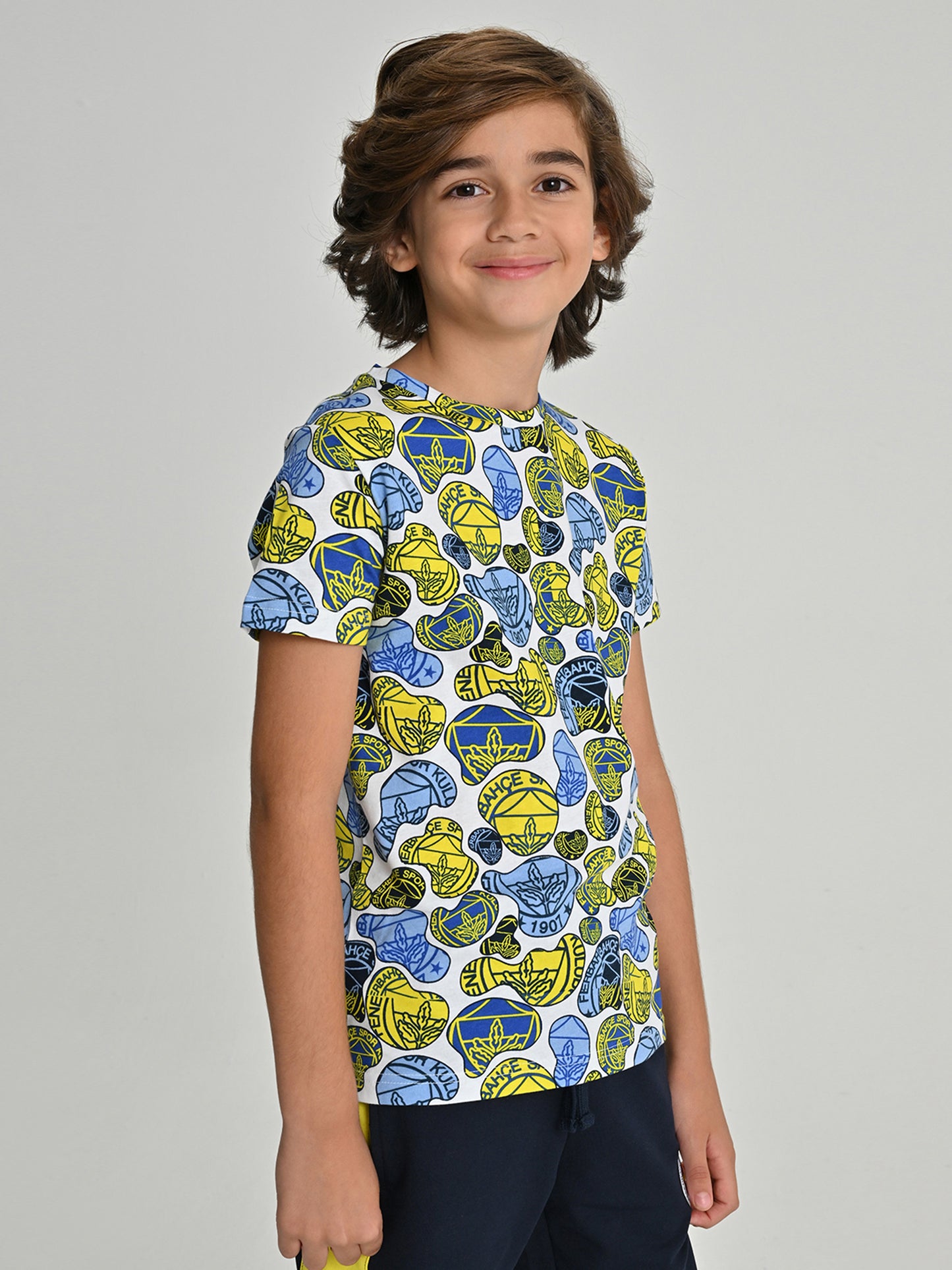 Fenerbahçe Beyaz Tribün Logo Pattern Çocuk Tshirt