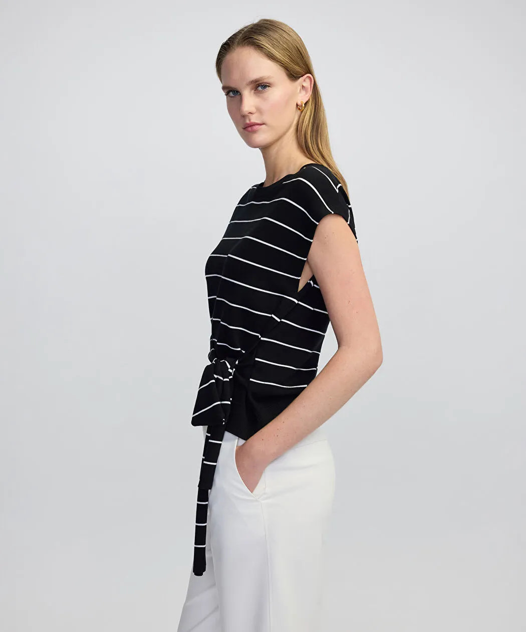 Önden Bağlamalı Triko