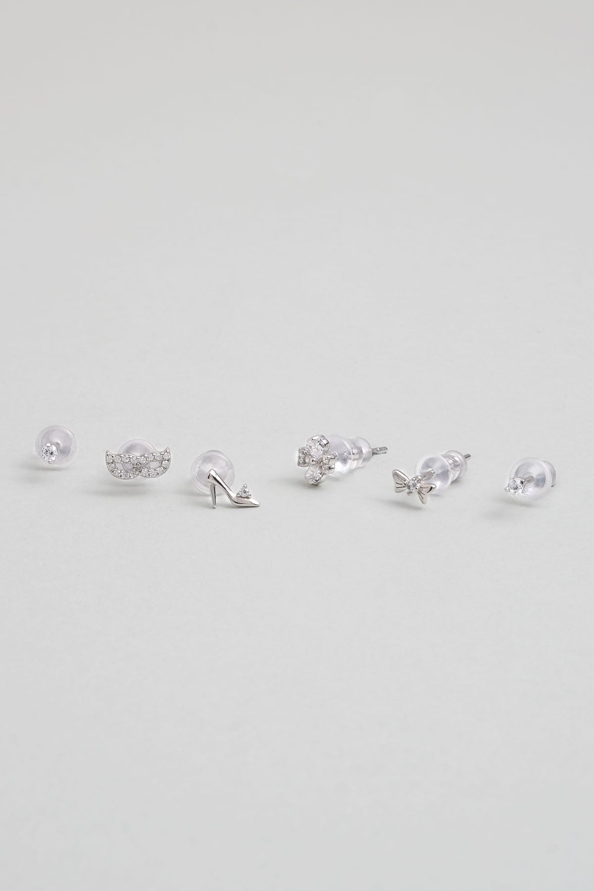 Moda Ikonu 18 Ayar Beyaz Altın Kaplama Gümüş Çoklu Küpe 5154980199