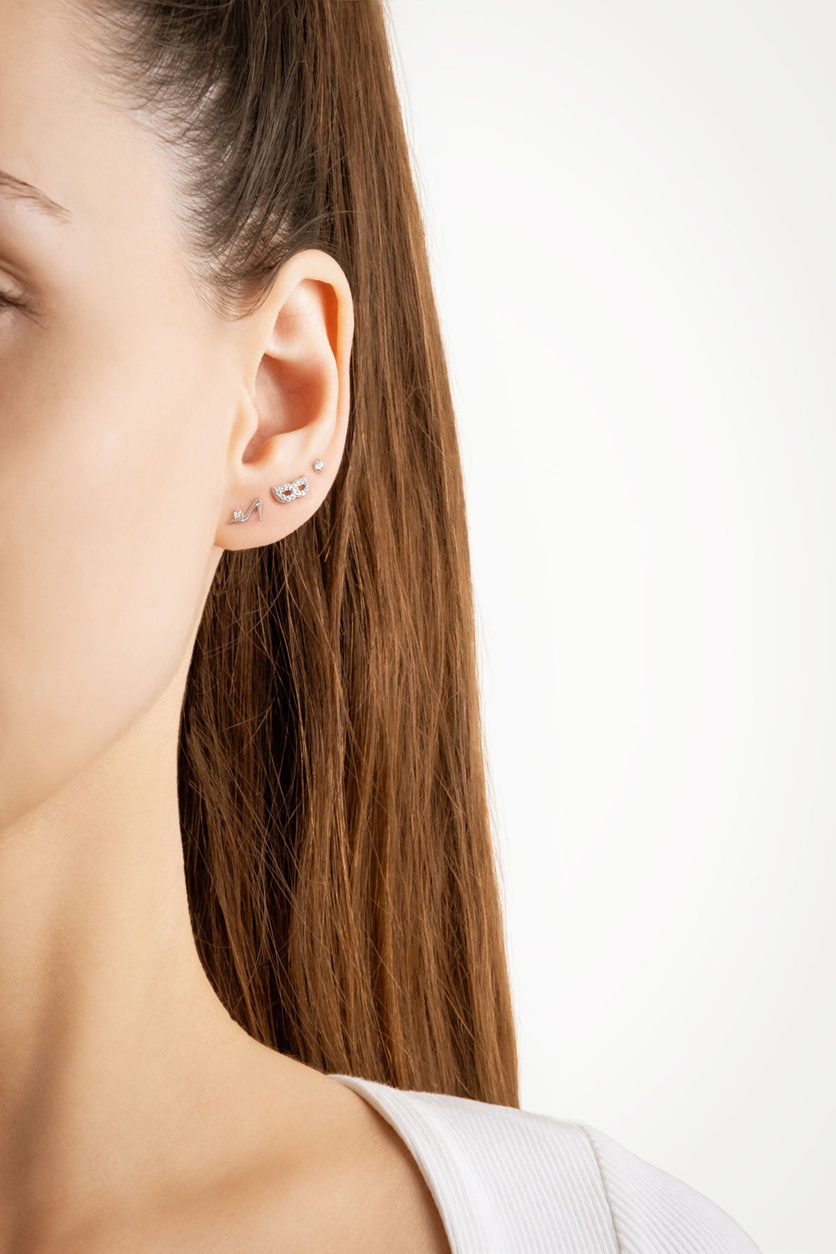 Moda Ikonu 18 Ayar Beyaz Altın Kaplama Gümüş Çoklu Küpe 5154980199