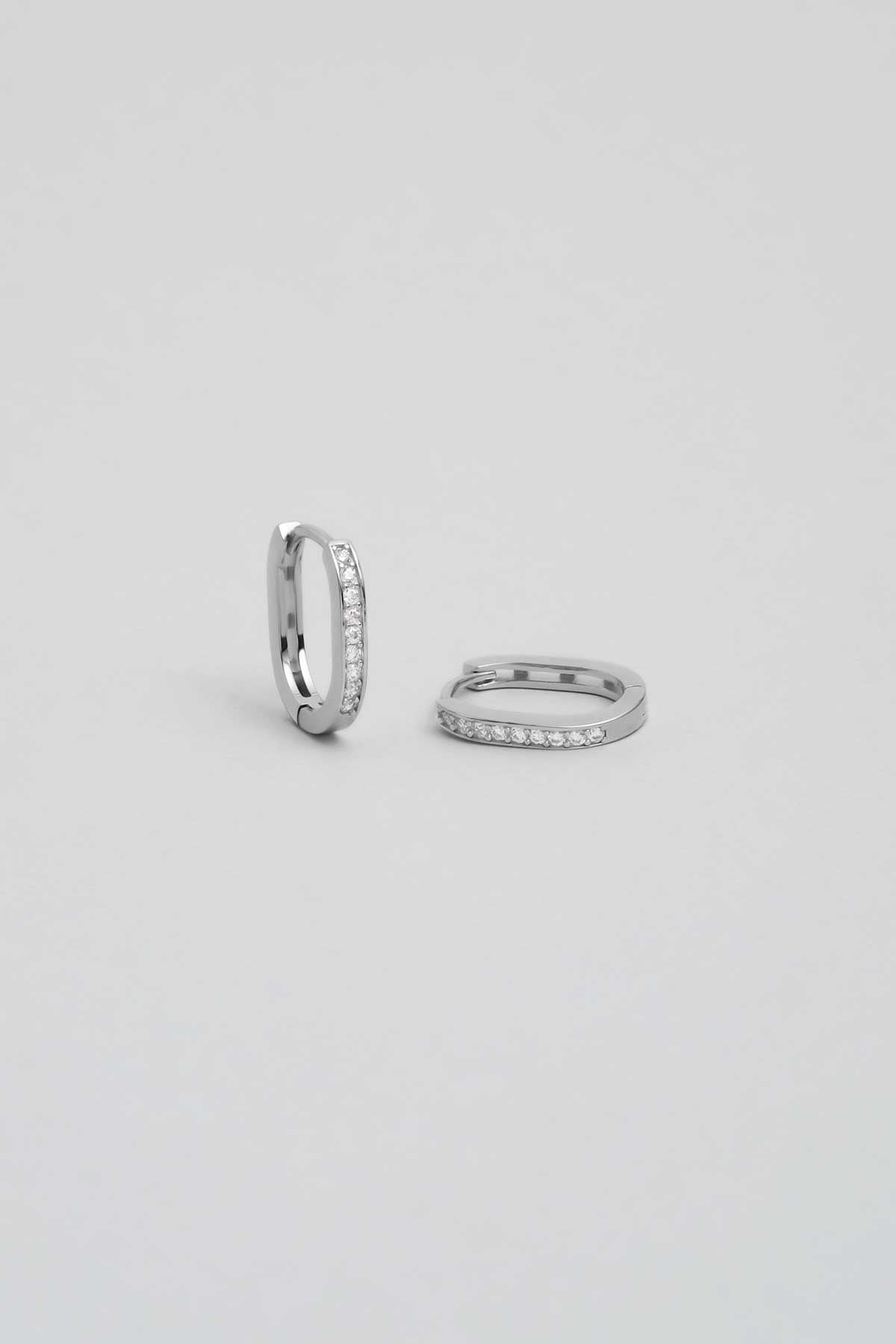 Beyaz Taşlı 18 Ayar Beyaz Altın Kaplama Gümüş Halka Küpe 5155260199