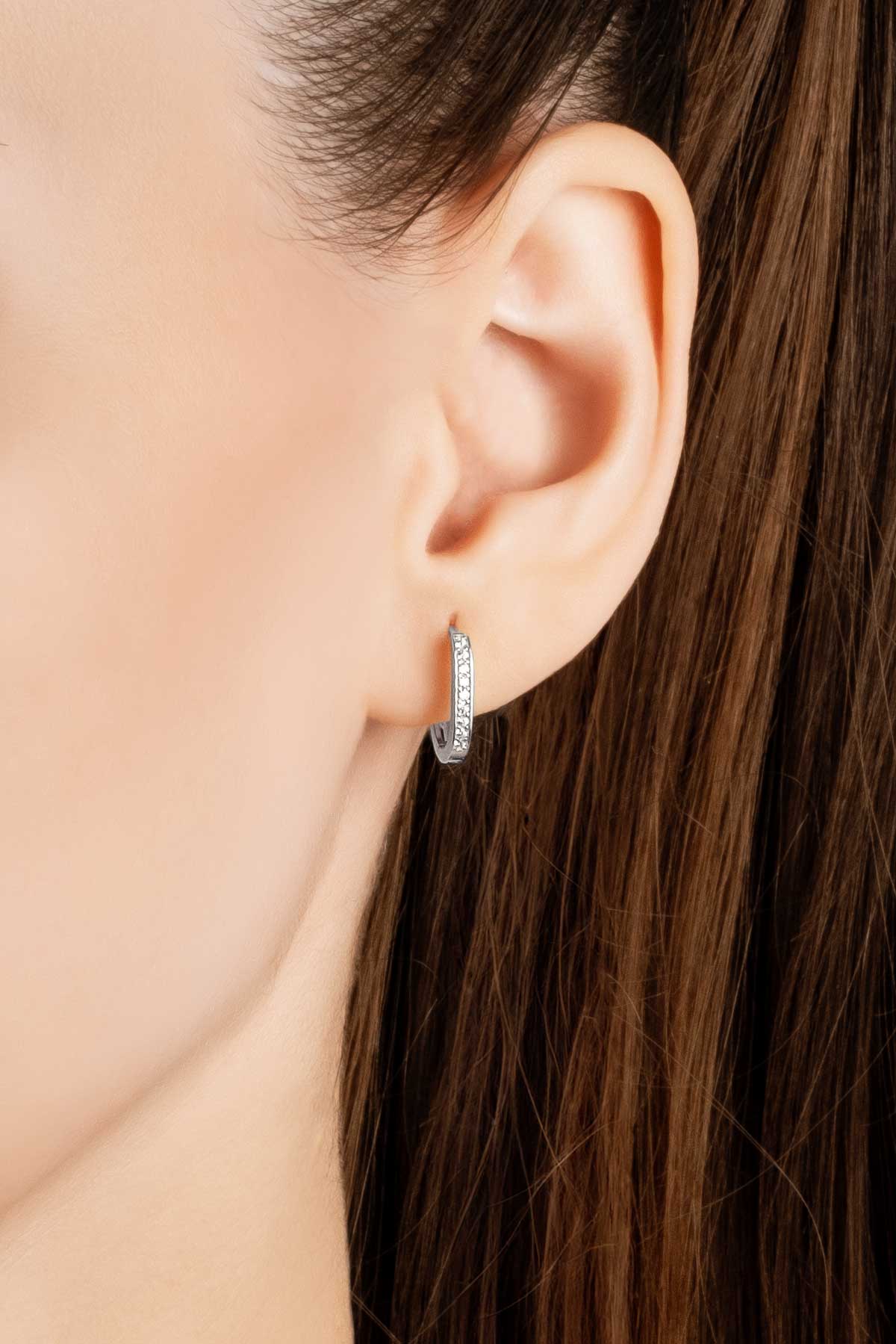 Beyaz Taşlı 18 Ayar Beyaz Altın Kaplama Gümüş Halka Küpe 5155260199