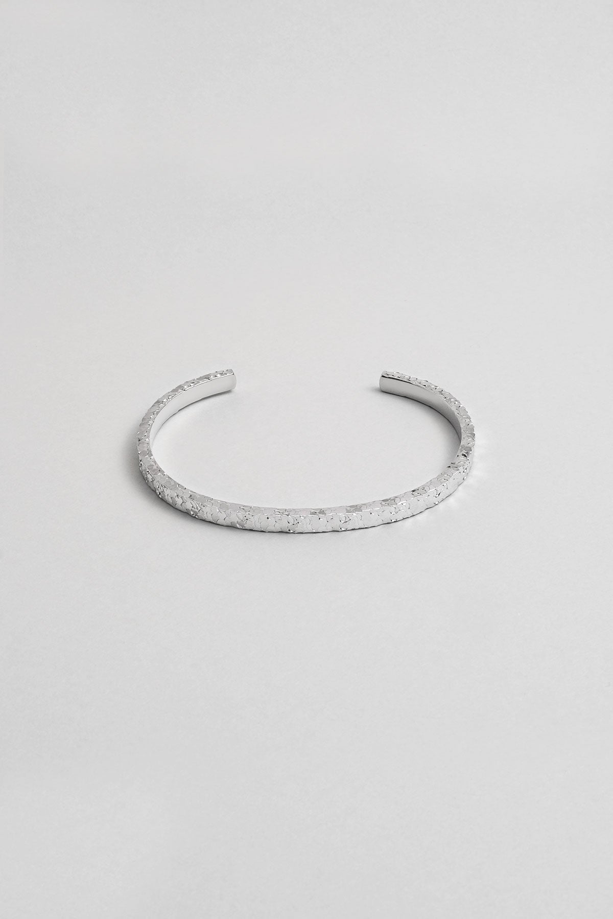 Modern Tasarım 18 Ayar Beyaz Altın Kaplama Gümüş Kelepçe Bileklik 5160849999