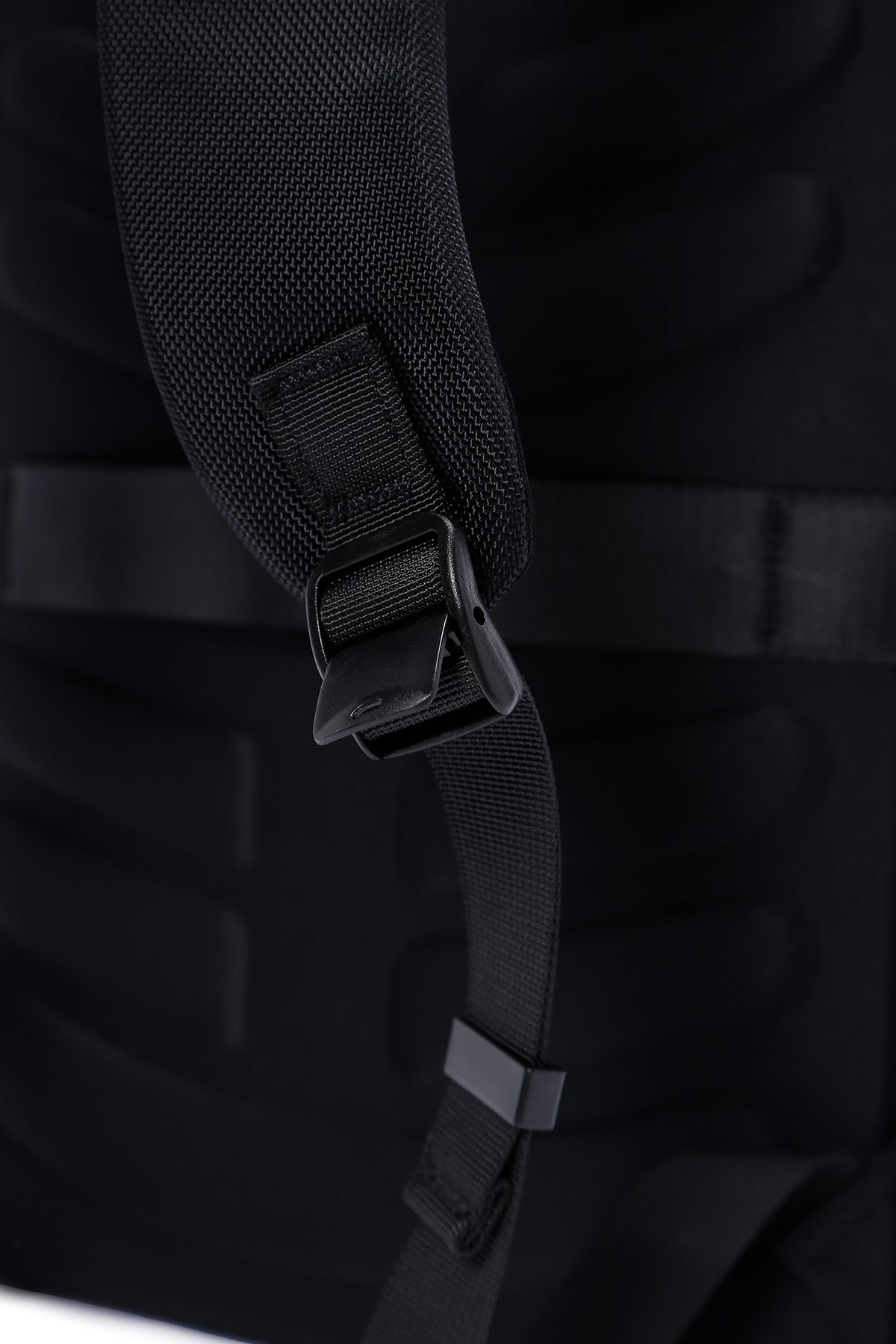 D-pack Erkek Siyah Teknolojik Sırt Çantası