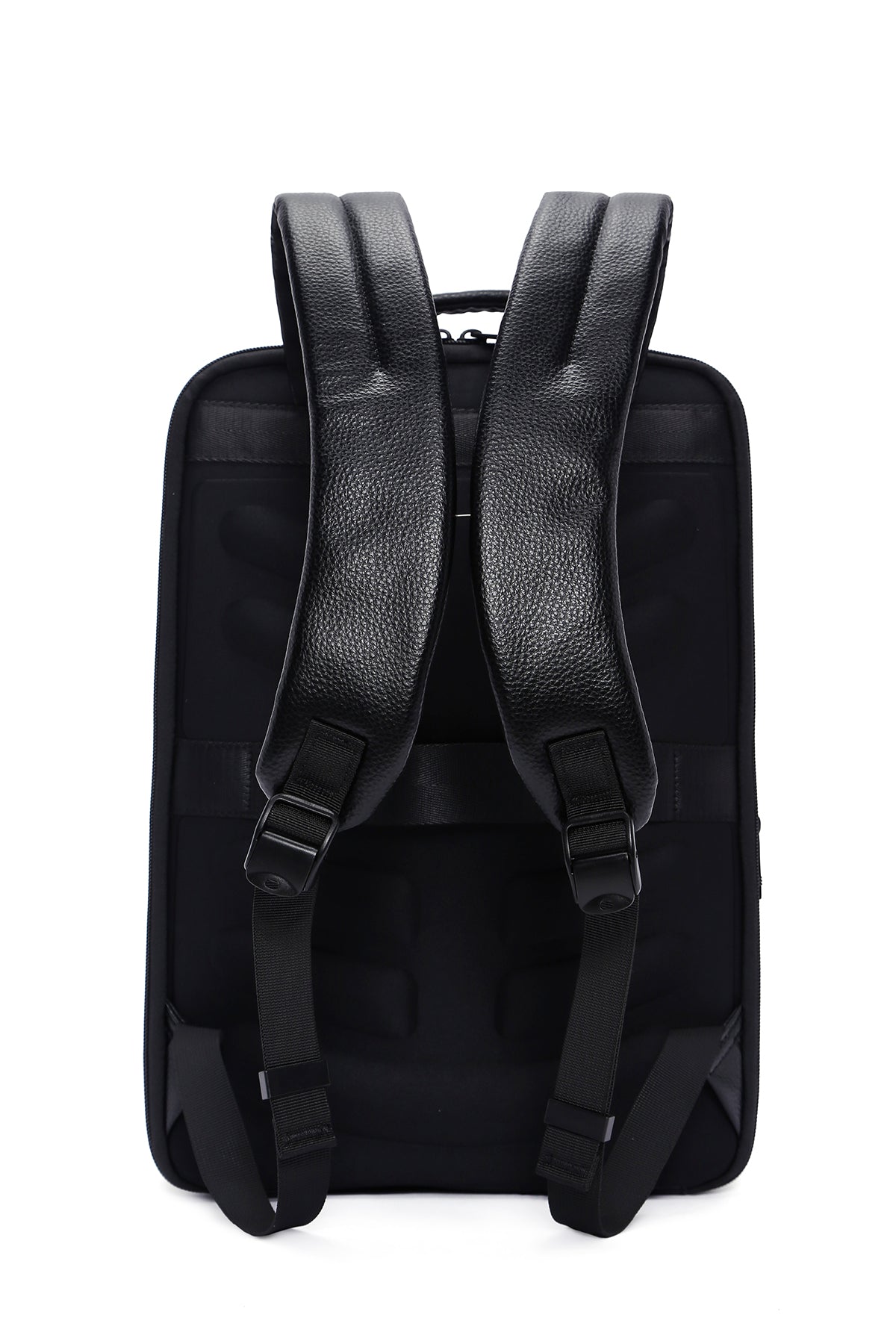D-pack Erkek Siyah Teknolojik Sırt Çantası