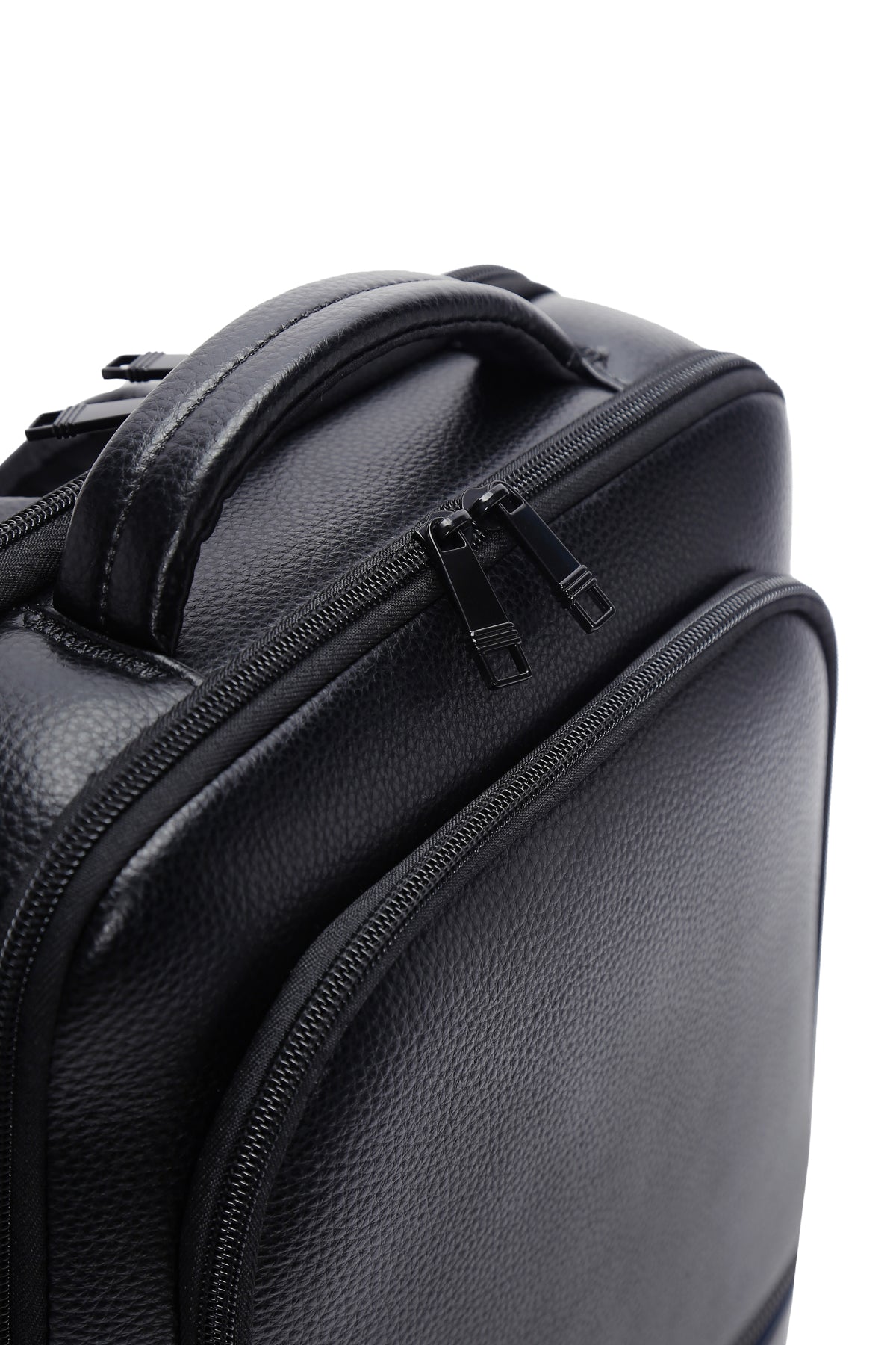 D-pack Erkek Siyah Teknolojik Sırt Çantası