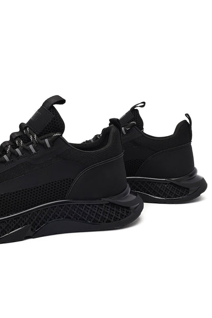 Derimod Zero Erkek Siyah Kalın Tabanlı Bağcıklı Kumaş Sneaker
