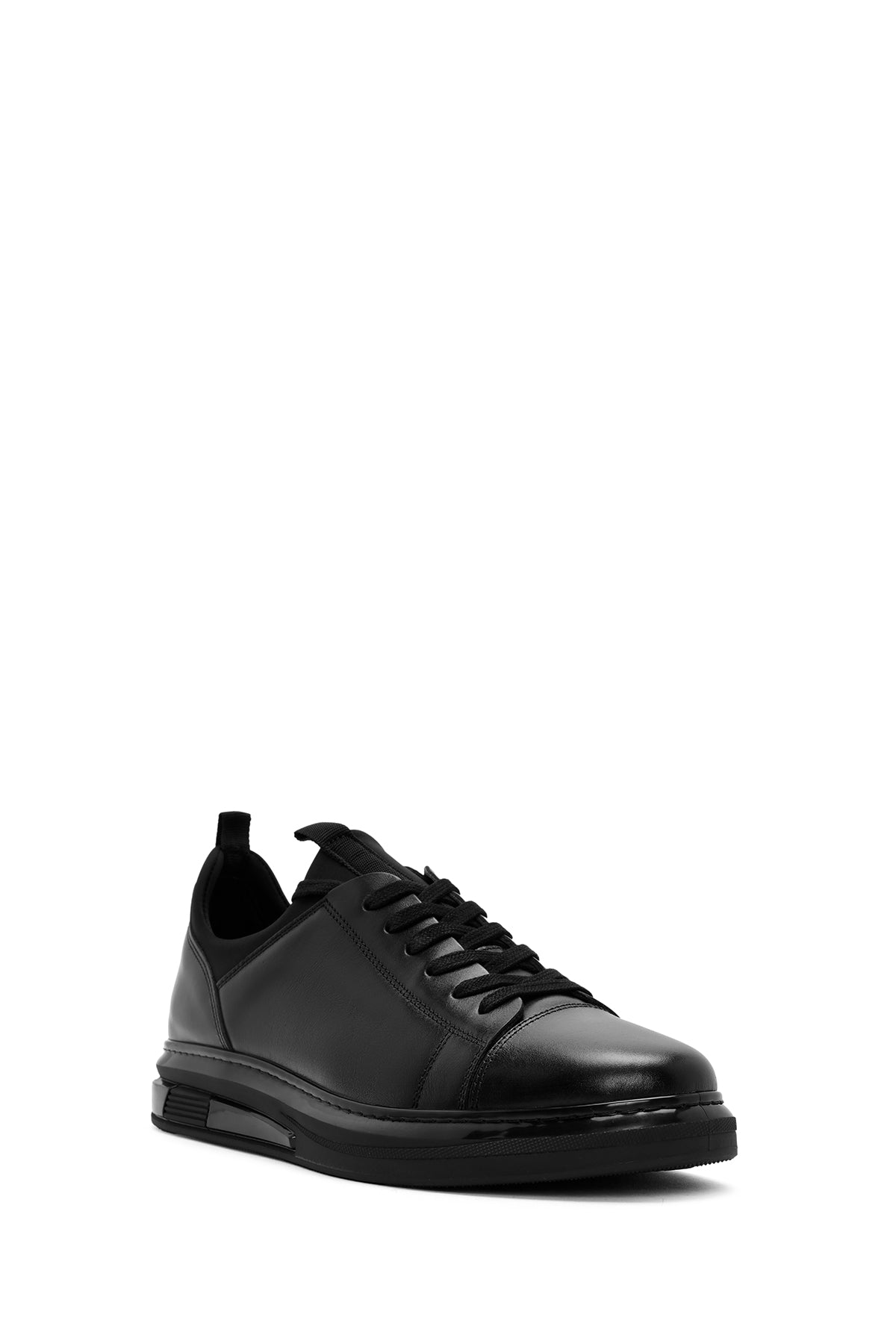 Erkek Siyah Bağcıklı Kalın Tabanlı Deri Sneaker