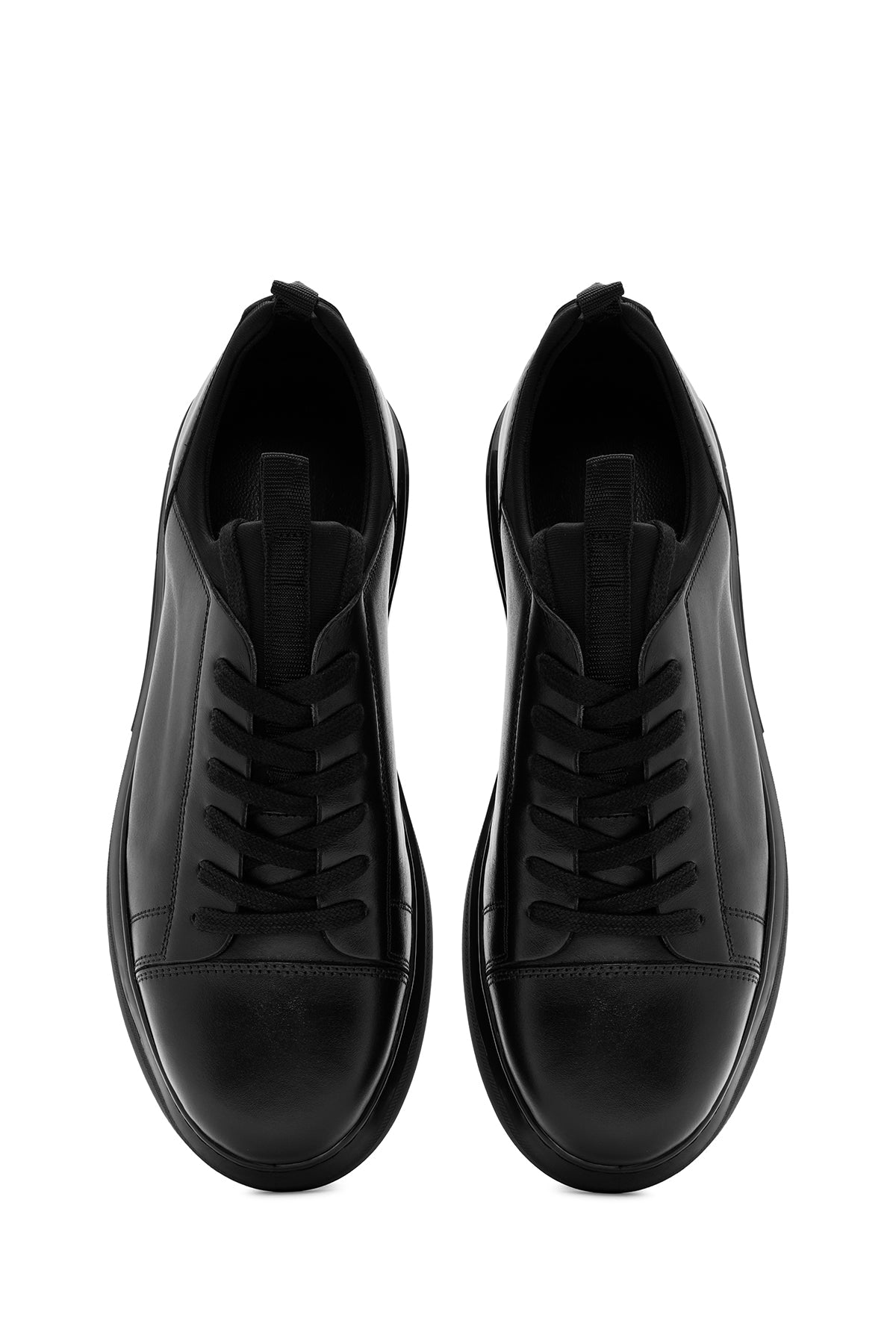 Erkek Siyah Bağcıklı Kalın Tabanlı Deri Sneaker