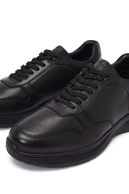 Erkek Siyah Bağcıklı Deri Casual Sneaker