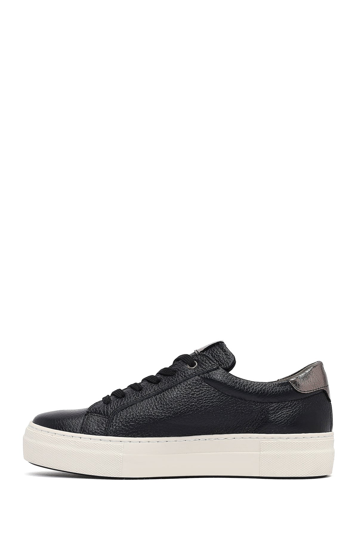 Kadın Siyah Bağcıklı Kalın Tabanlı Deri Sneaker