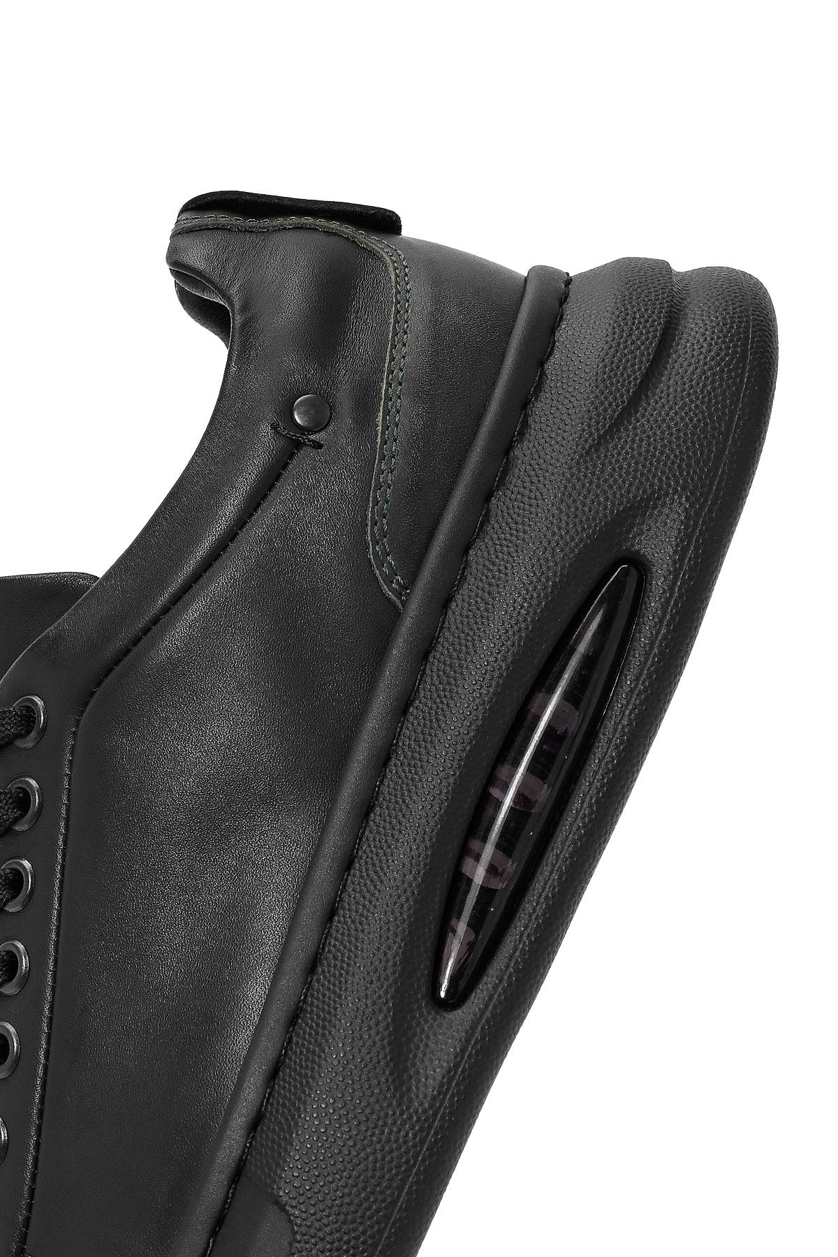 Erkek Siyah Bağcıklı Kalın Tabanlı Deri Sneaker