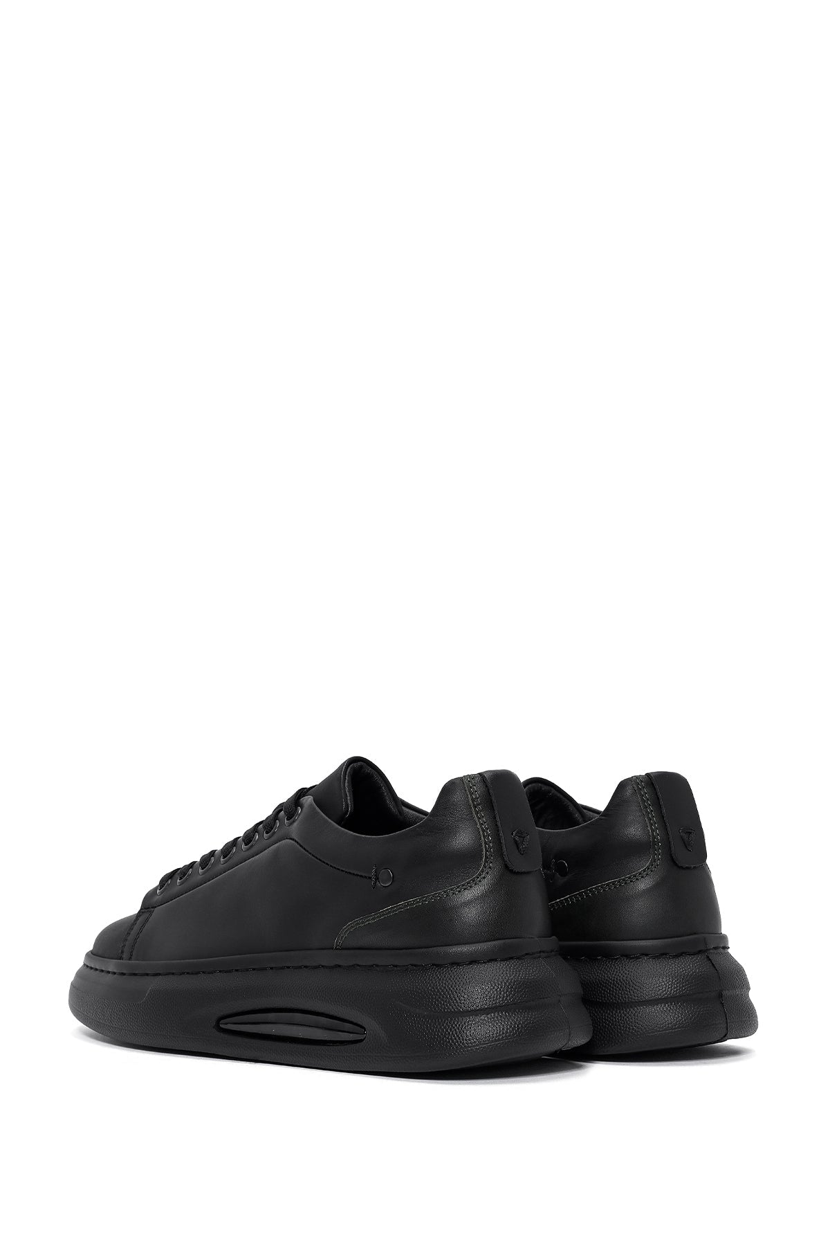 Erkek Siyah Bağcıklı Kalın Tabanlı Deri Sneaker