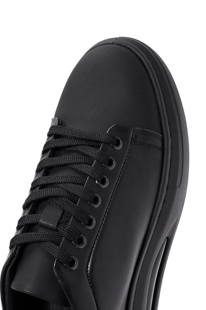 Erkek Siyah Bağcıklı Kalın Tabanlı Deri Sneaker