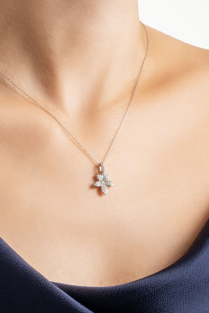 Işıltılı Çiçek 18 Ayar Beyaz Altın Kaplama 45 Cm Gümüş Kolye 5164930199