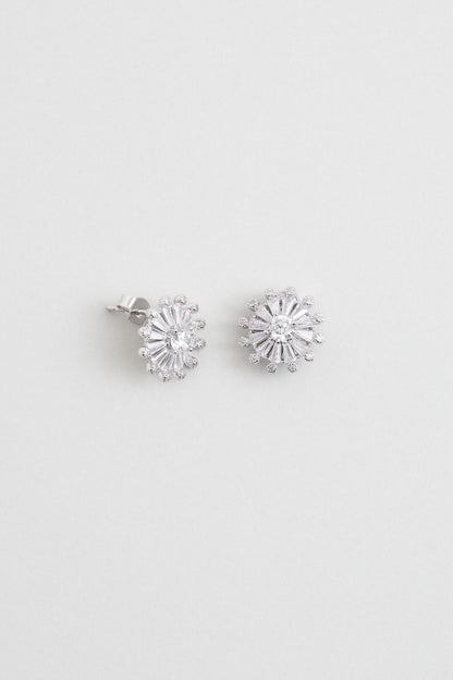 Işıltı Güneşi 18 Ayar Beyaz Altın Kaplama Gümüş Küpe 5165100199