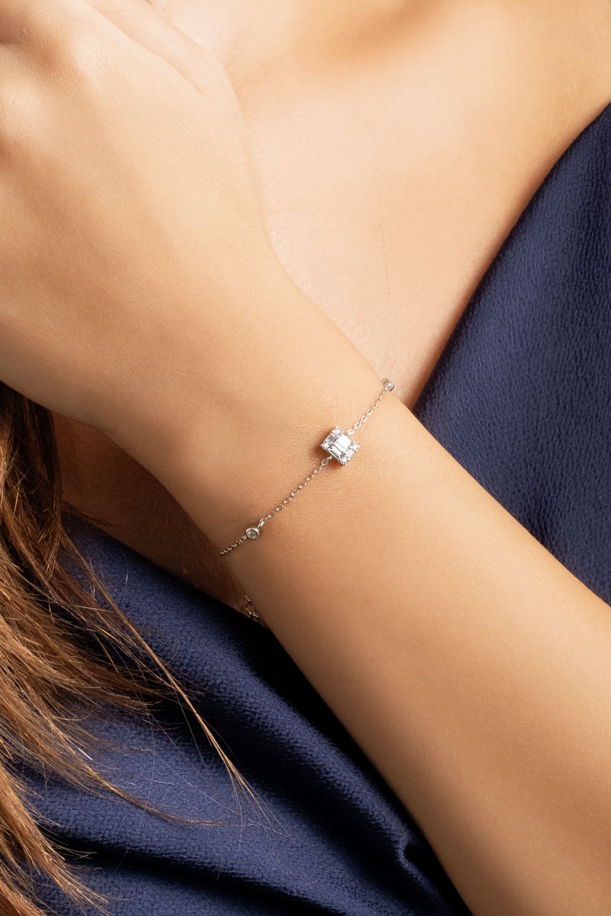 Minimal 18 Ayar Beyaz Altın Kaplama 19 Cm Gümüş Baget Bileklik 5165360199