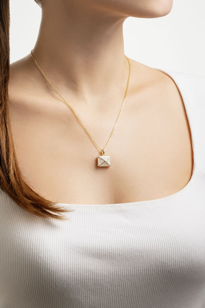 Saklı Mektup 18 Ayar Sarı Altın Kaplama 45 Cm Gümüş Kolye 5166090144