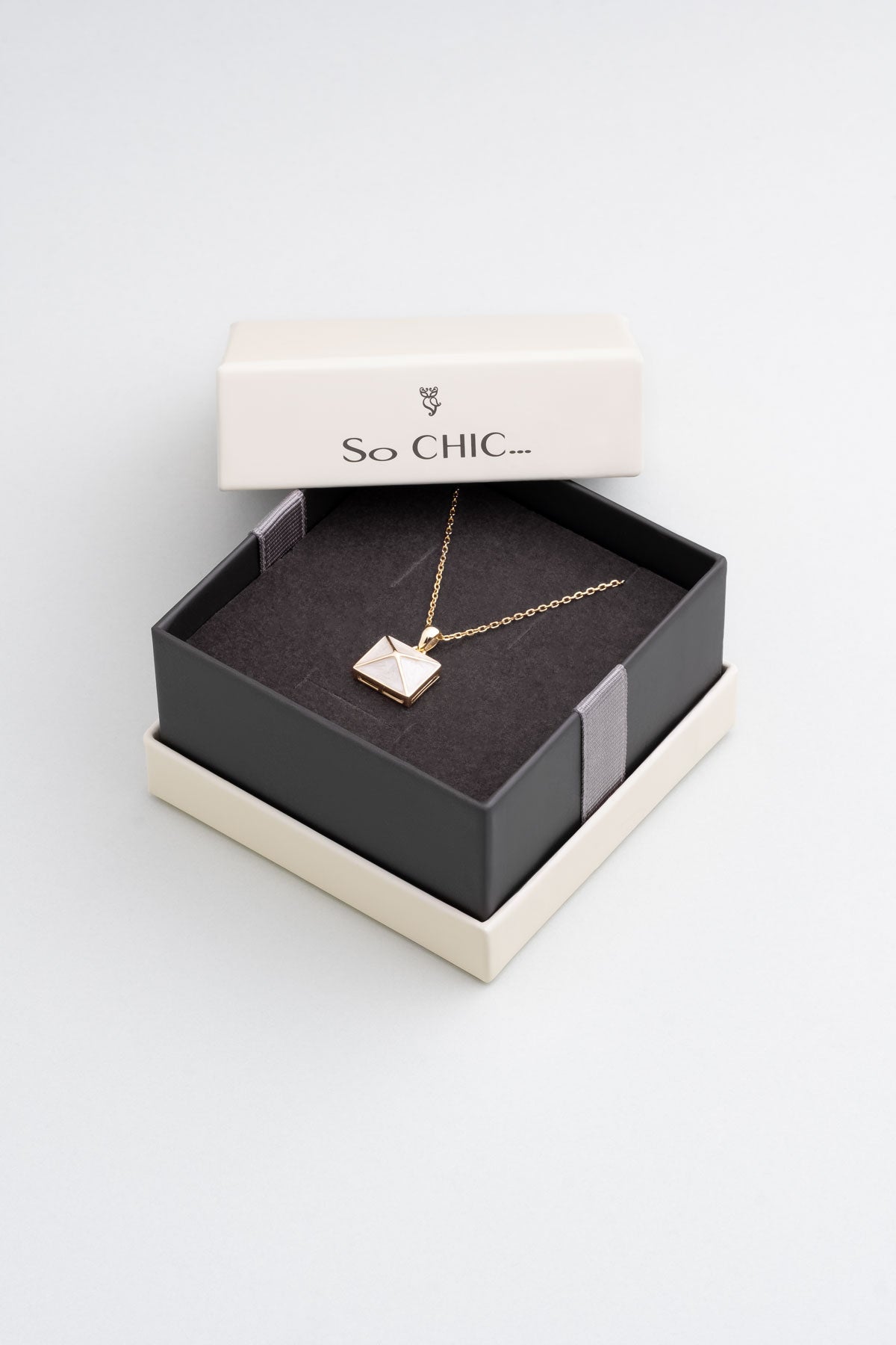 Saklı Mektup 18 Ayar Sarı Altın Kaplama 45 Cm Gümüş Kolye 5166090144