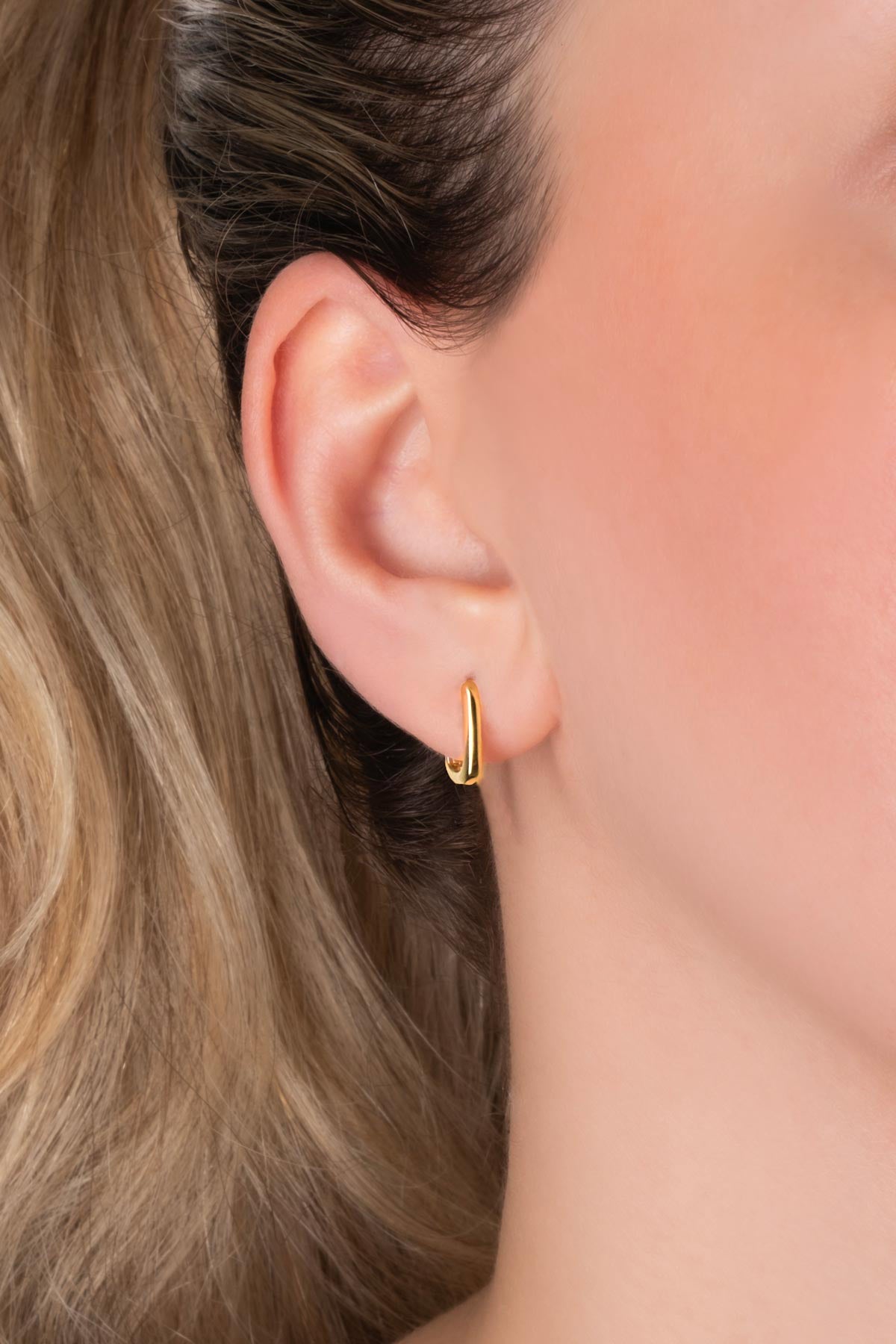 Klasik 18 Ayar Sarı Altın Kaplama Gümüş Küpe 5166554499