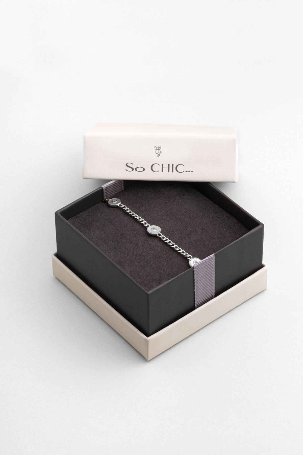 Charlotte 18 Ayar Beyaz Altın Kaplama 19 Cm Gümüş Zincir Bileklik 5171924699