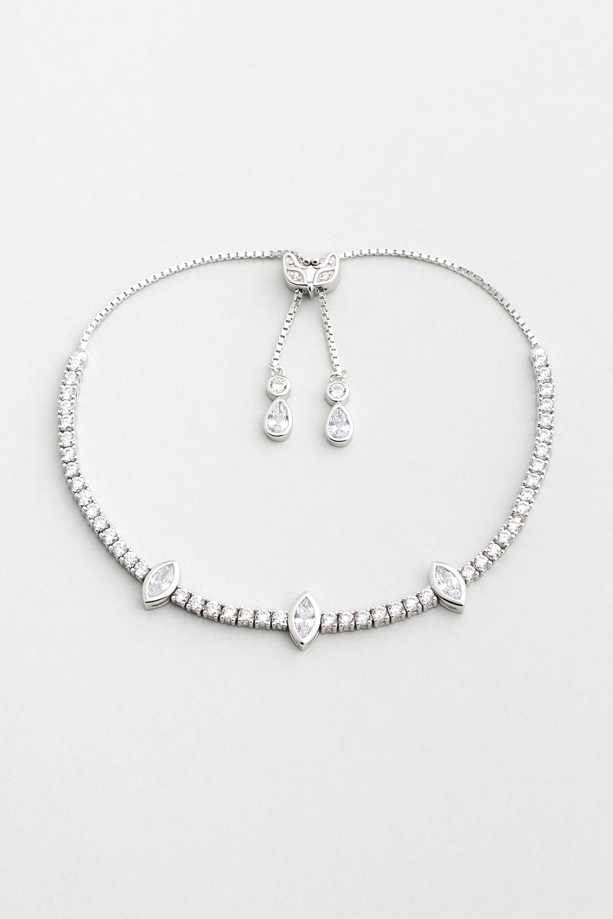 Markiz Taşlı 18 Ayar Beyaz Altın Kaplama Ayarlanabilir Gümüş Su Yolu Bileklik 5174000199