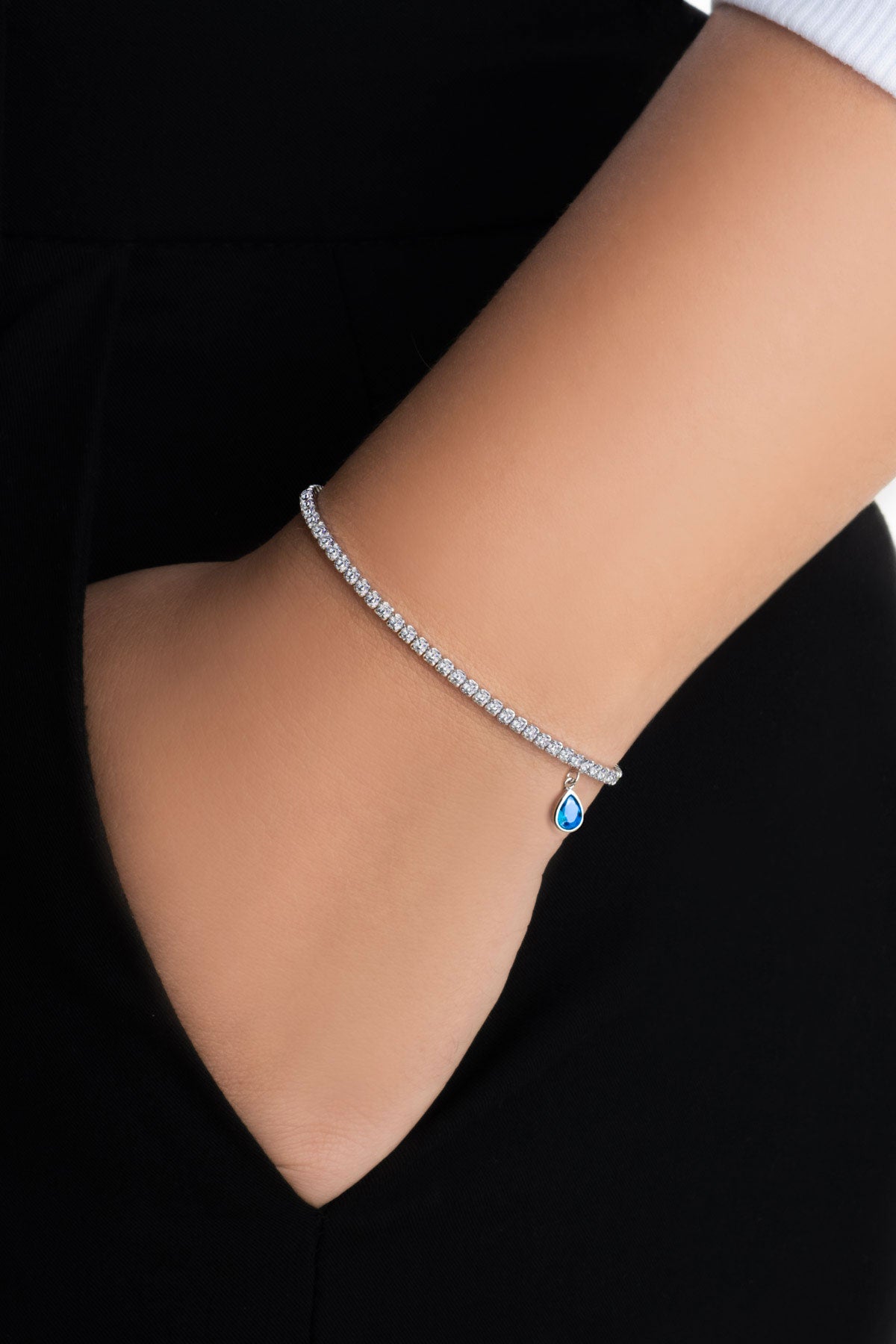 Aşk Işığı 18 Ayar Beyaz Altın Kaplama 19 Cm Gümüş Su Yolu Bileklik 5177810599