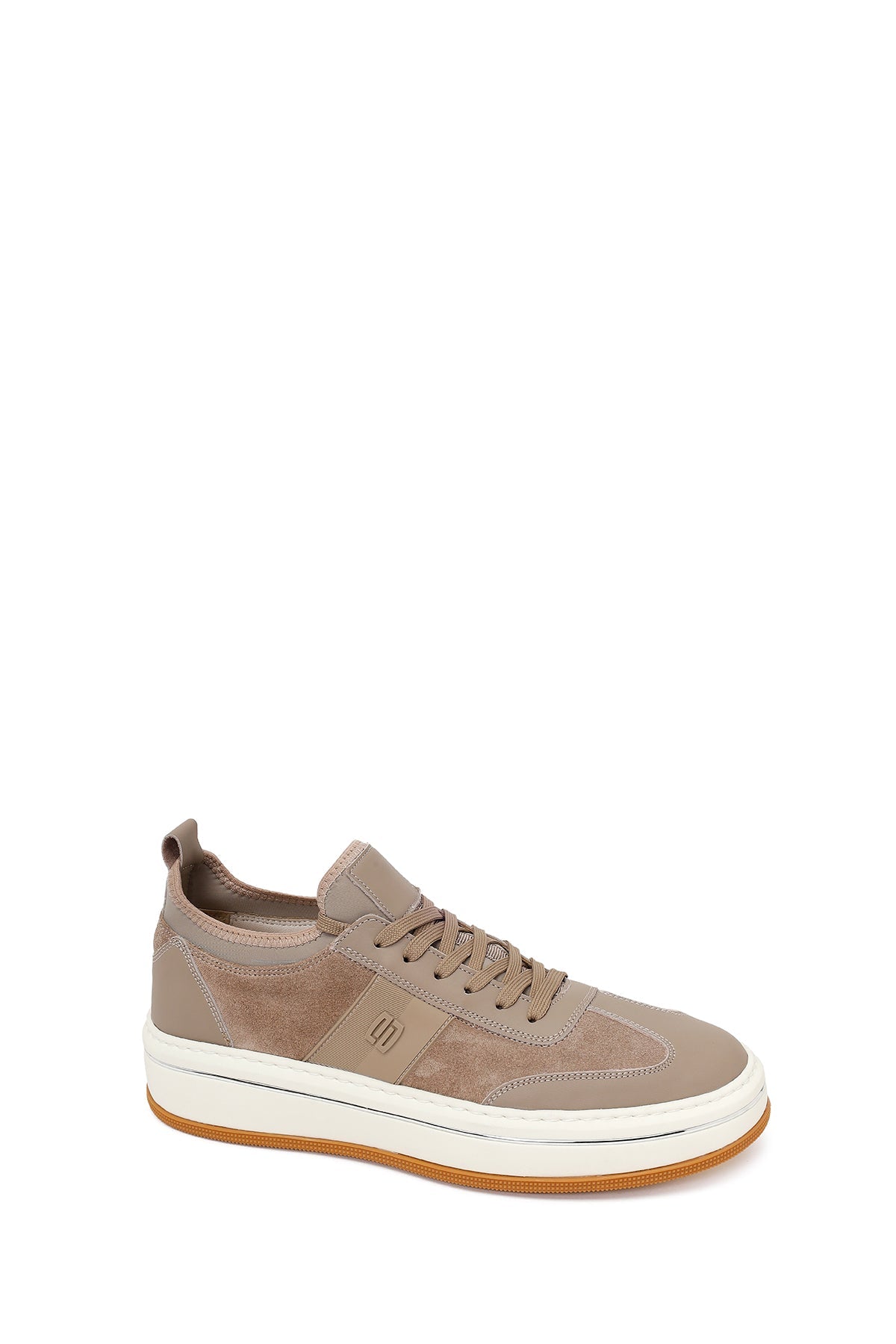 Erkek Bej Bağcıklı Kalın Tabanlı Deri Sneaker