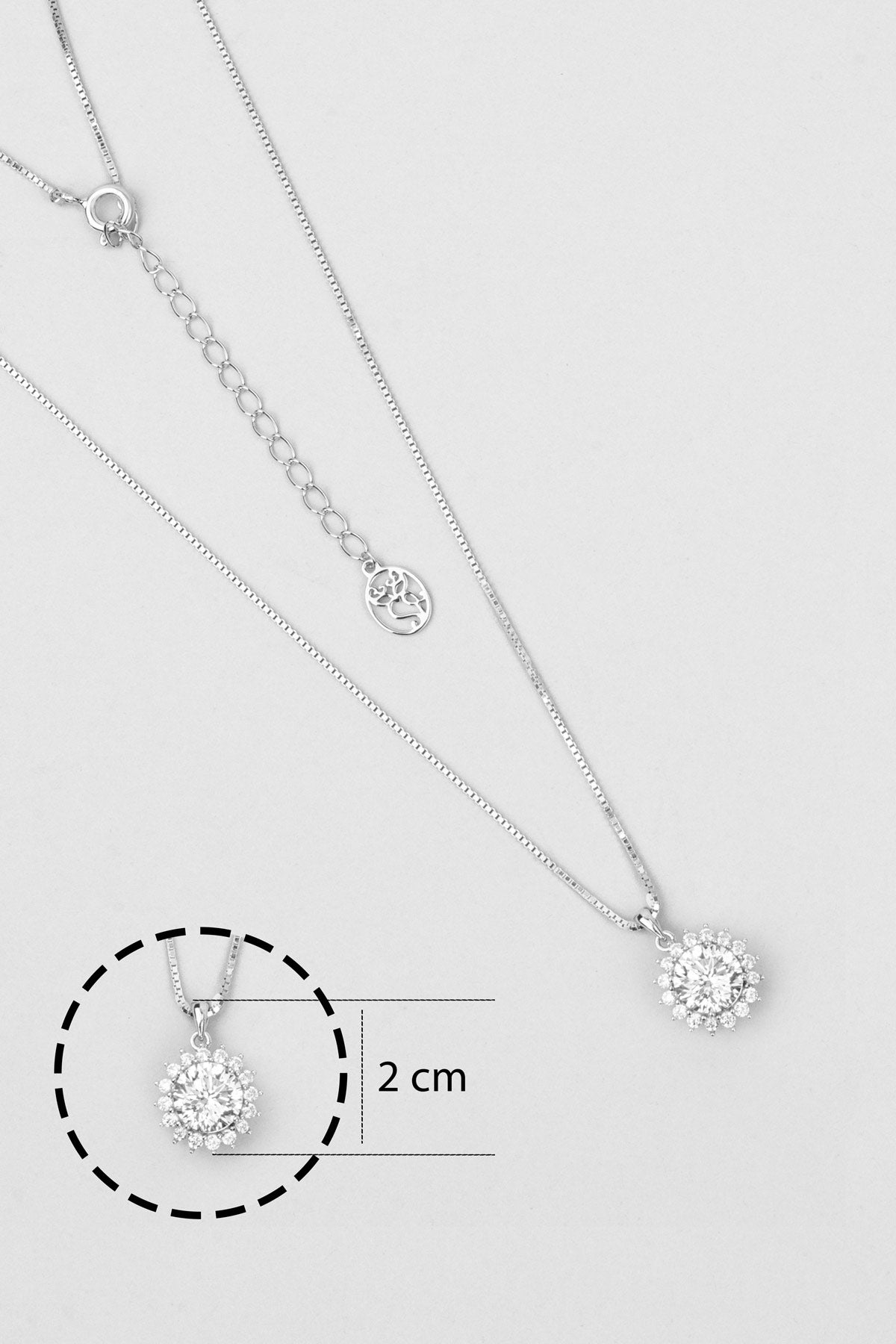 Mozanit Güneşi 18 Ayar Beyaz Altın Kaplama 44 Cm Gümüş Kolye 5199180199