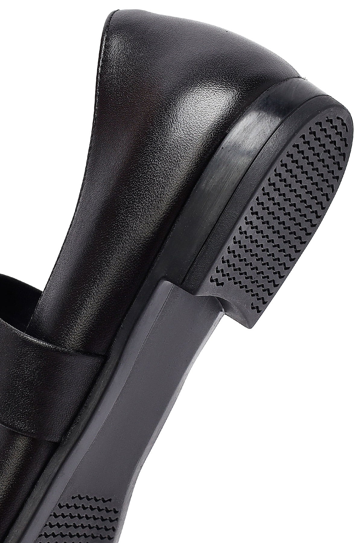 Kadın Siyah Tokalı Deri Babet