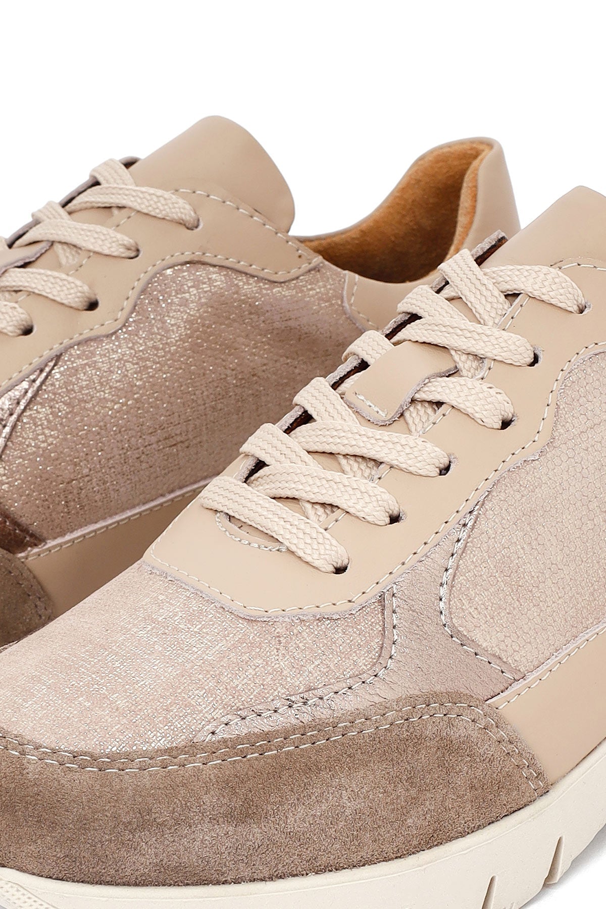 Kadın Vizon Bağcıklı Kalın Tabanlı Deri Sneaker