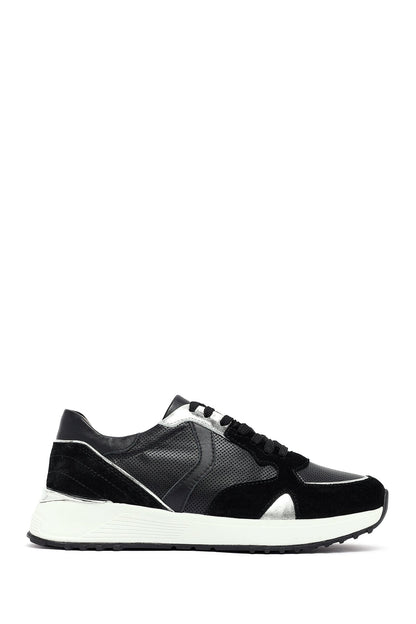 Kadın Siyah Bağcıklı Kalın Tabanlı Deri Sneaker
