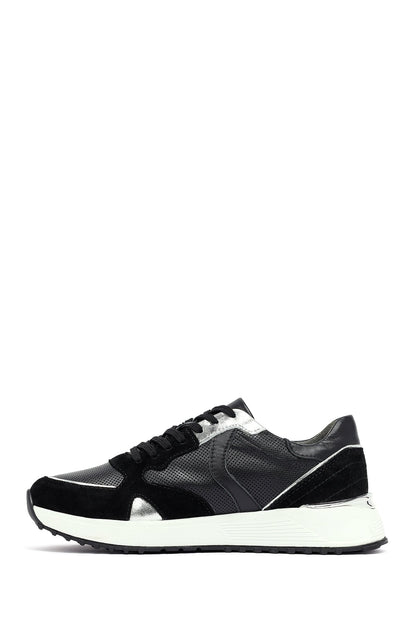 Kadın Siyah Bağcıklı Kalın Tabanlı Deri Sneaker