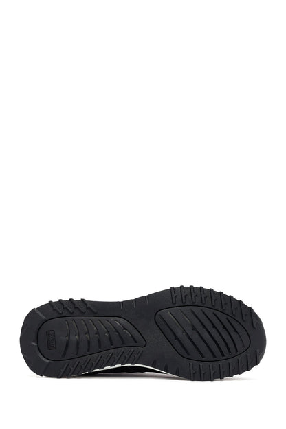 Kadın Siyah Bağcıklı Kalın Tabanlı Deri Sneaker