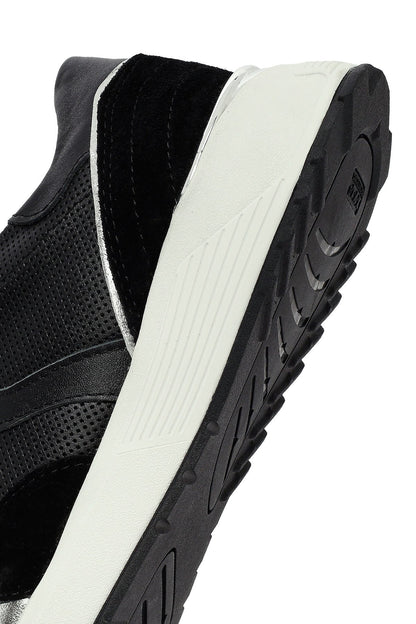 Kadın Siyah Bağcıklı Kalın Tabanlı Deri Sneaker