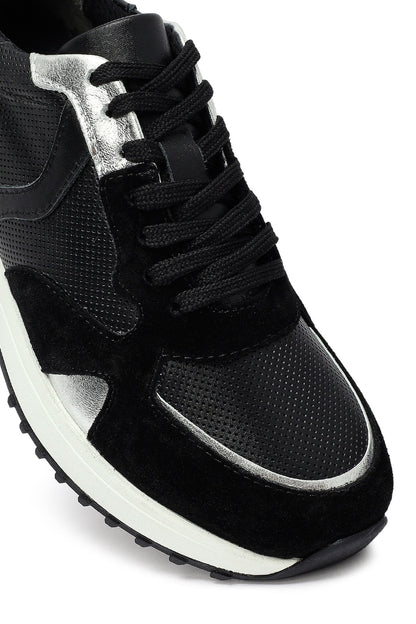 Kadın Siyah Bağcıklı Kalın Tabanlı Deri Sneaker