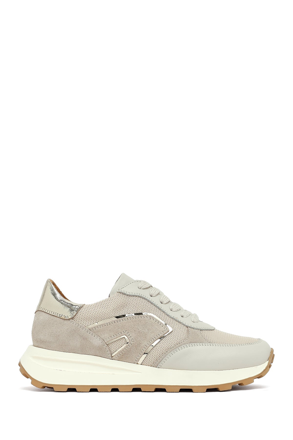 Kadın Bej Bağcıklı Kalın Tabanlı Deri Sneaker