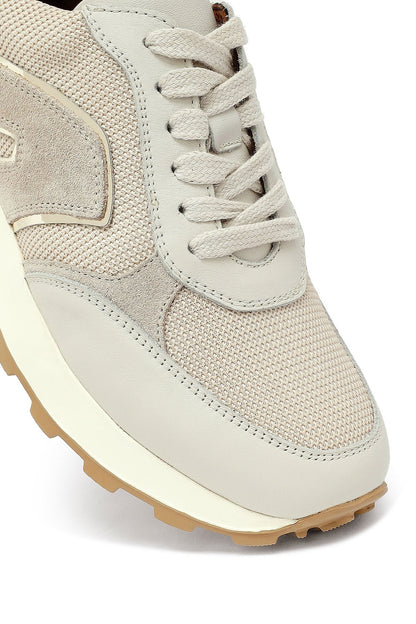 Kadın Bej Bağcıklı Kalın Tabanlı Deri Sneaker
