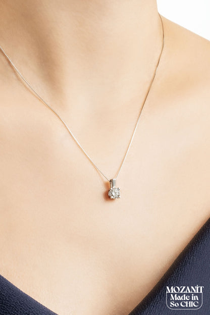 Elegant Mozanit 18 Ayar Beyaz Altın Kaplama 45 Cm Gümüş Tektaş Kolye 5205520199