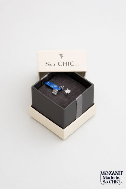 Mozanit Işığı 18 Ayar Beyaz Altın Kaplama Gümüş Tektaş Küpe 5205550199