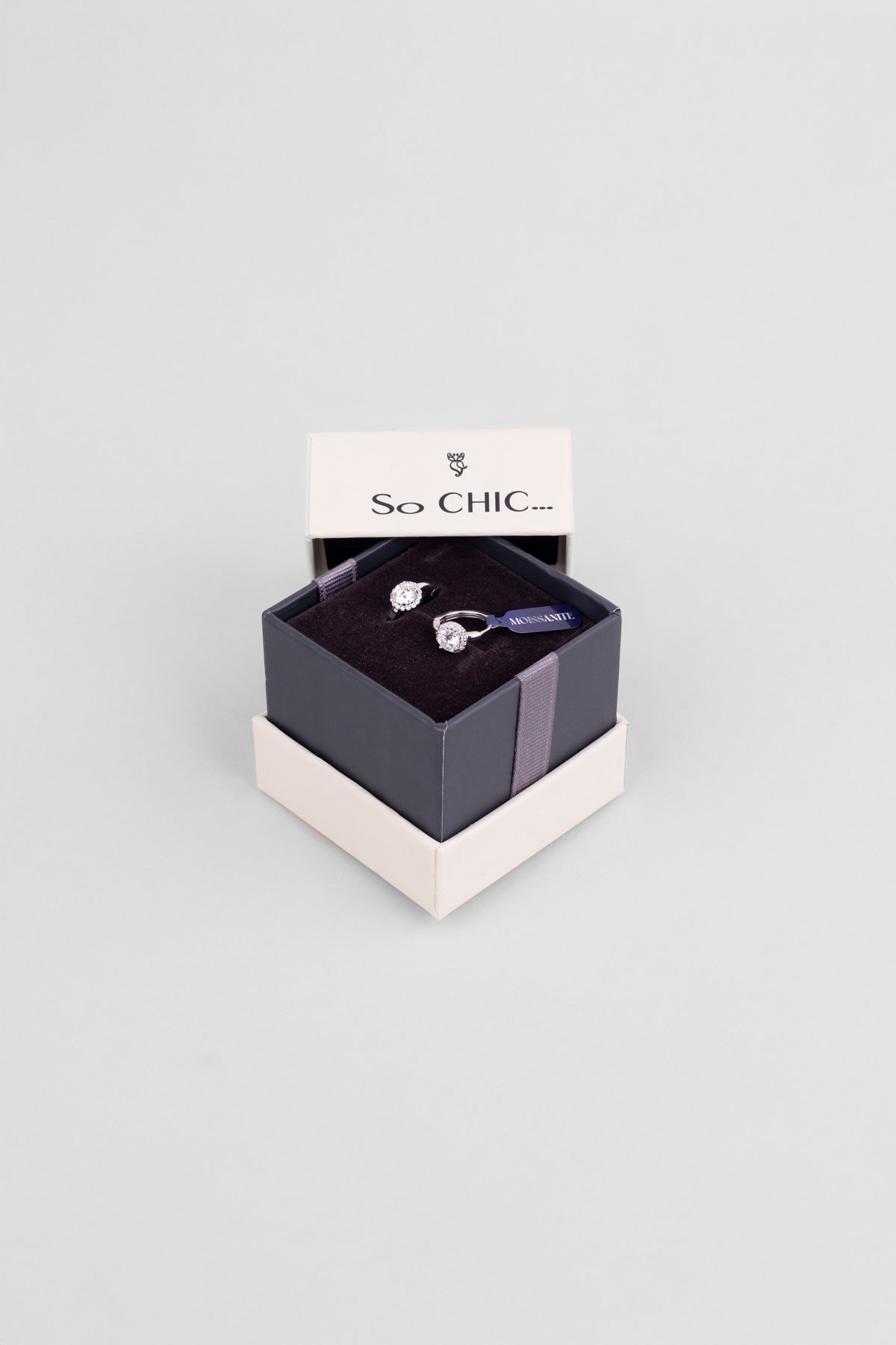 Mozanit Dansı 18 Ayar Beyaz Altın Kaplama Gümüş Küpe 5205950199