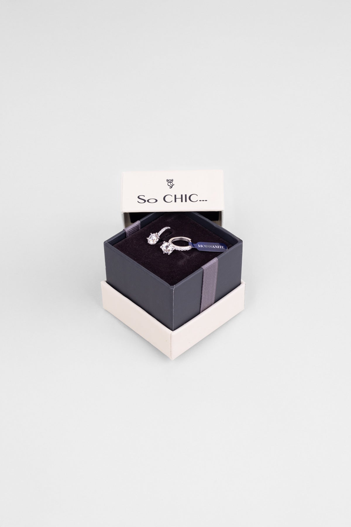 Mozanit Aurası 18 Ayar Beyaz Altın Kaplama Gümüş Küpe 5206000199