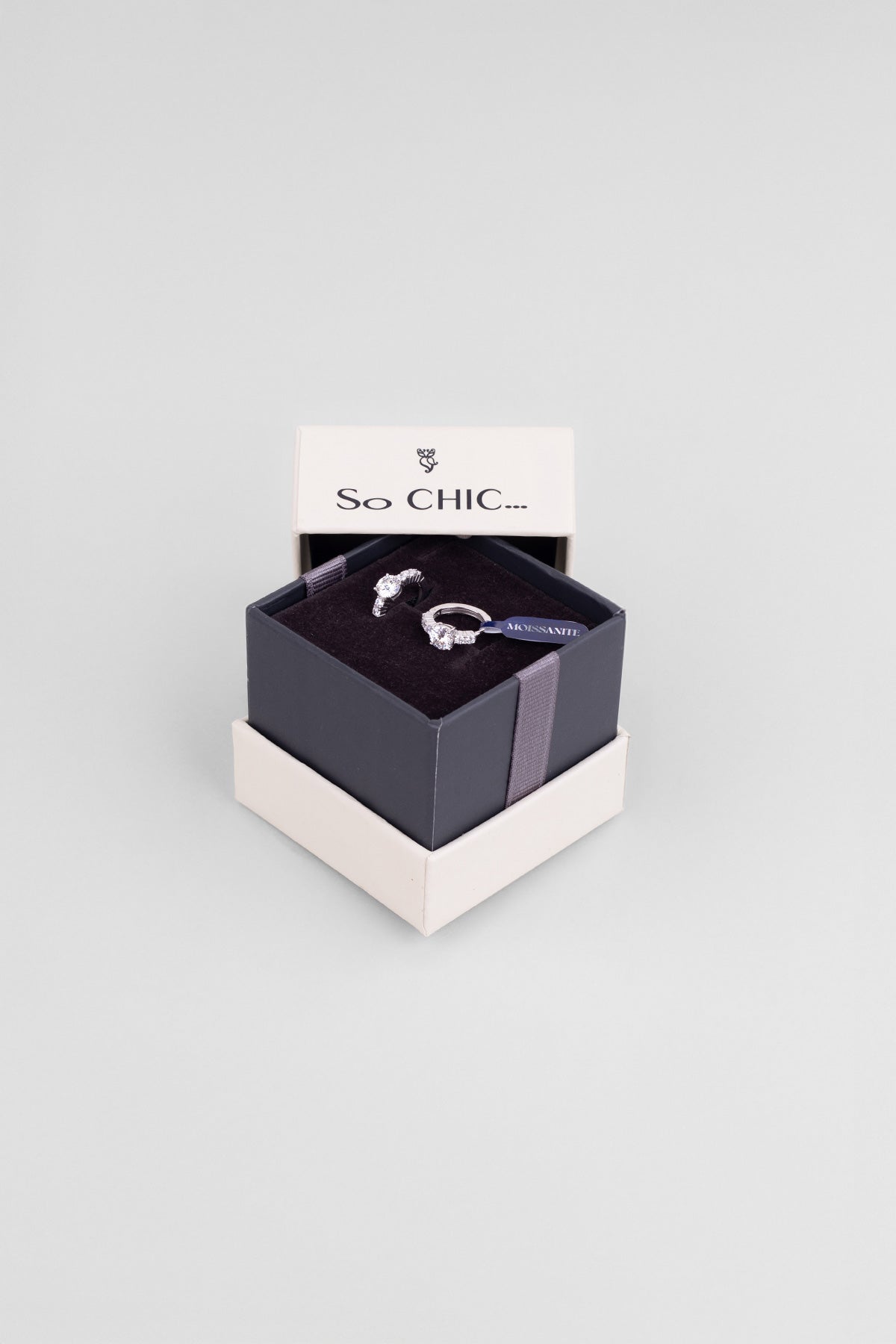 Mozanit Şöleni 18 Ayar Beyaz Altın Kaplama Gümüş Küpe 5206010199