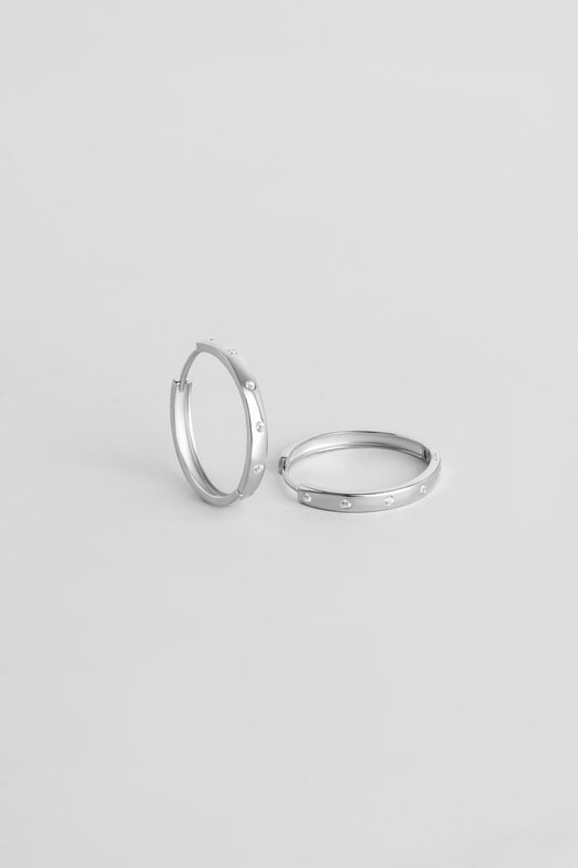 Modern Çizgi 18 Ayar Beyaz Altın Kaplama Gümüş Halka Küpe 5209790199